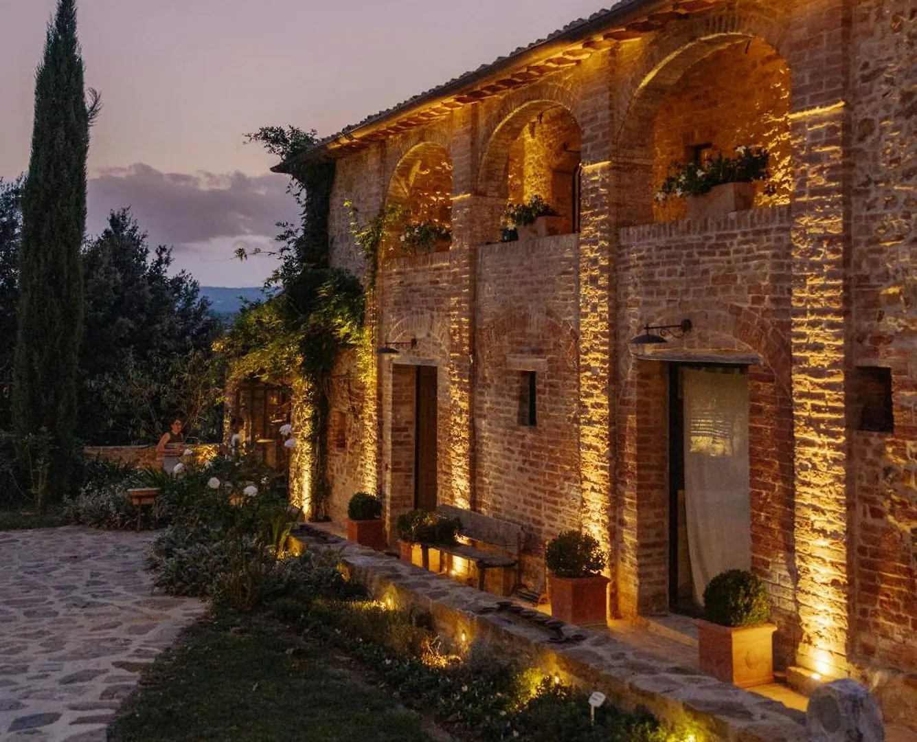 Agriturismo Poggio Il Castellare contacts